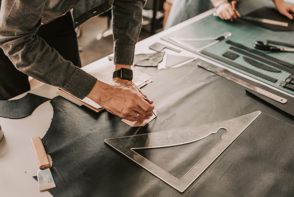 皮革手机壳制作工艺